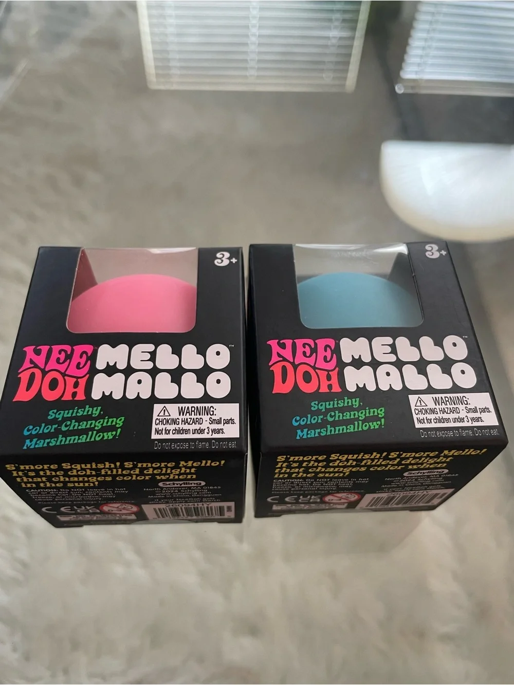Mello Mallo Color-Changing Squishy Toy - Pink & Teal
